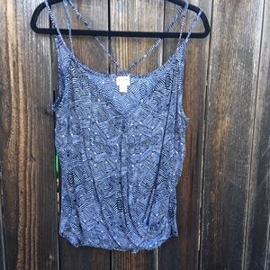 Crossback Wrap Style Tank Top 🍯